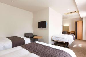Comfort Hotel Yokohama Kannai - Hotel Location and Accessibility