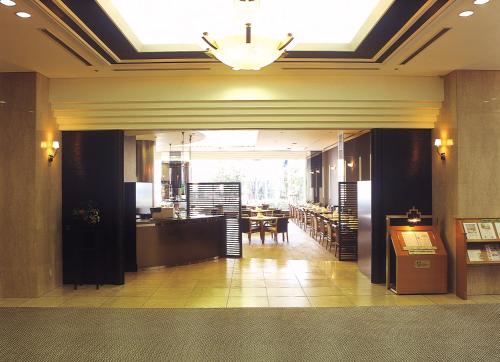 Cypress Garden Hotel - On-Site Facilities and Services