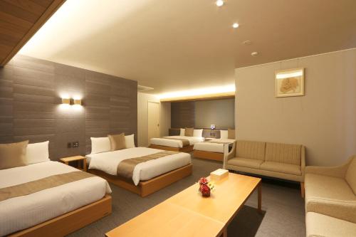 GRAND BASE Nagoya Ekinishi - Room Types and Amenities