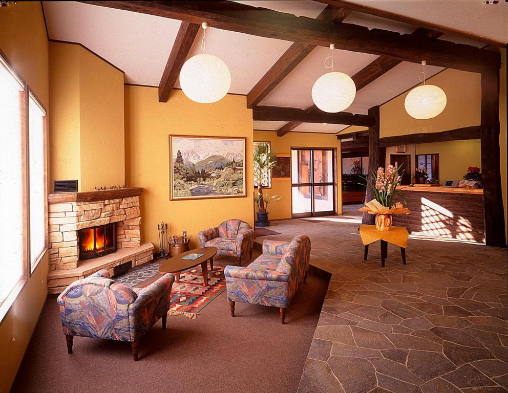 Hakuba Alpine Hotel Review