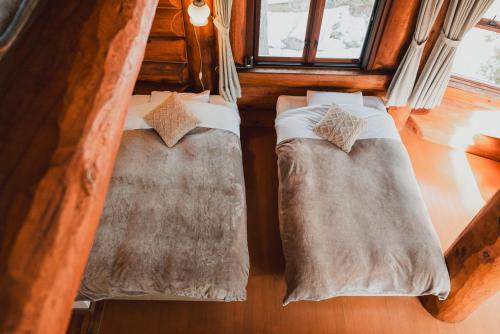 Hakuba Log Hotel Meteor - Hotel Overview and Location