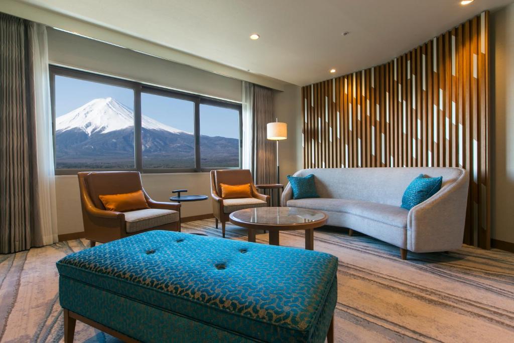 Highland Resort Hotel & Spa Review