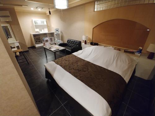 Hotel Allure (Adult Only) - Location and Accessibility