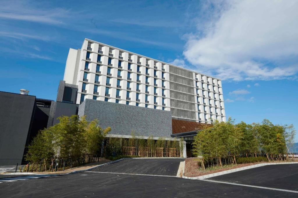 HOTEL CLAD - Location and Surroundings
