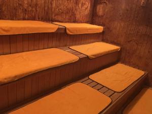 Hotel Crown Hills Oita - Room Types and Amenities