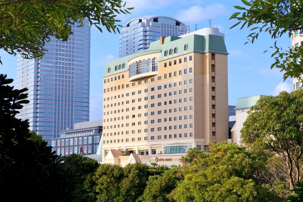 Hotel Francs Review