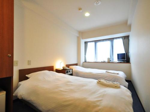 Hotel Koshien - Room Features and Amenities