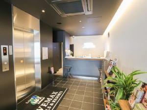 HOTEL LiVEMAX Chiba-Ekimae - Location and Landmarks