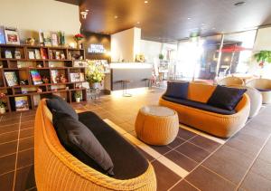 HOTEL LiVEMAX Kanazawa Ekimae - Overview and Location