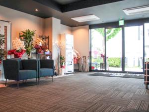 HOTEL LiVEMAX Sagamihara Ekimae - Overview