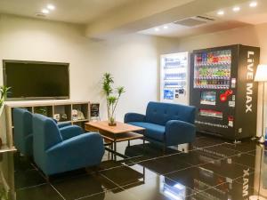 HOTEL LiVEMAX Yokkaichi Ekimae - Hotel Overview