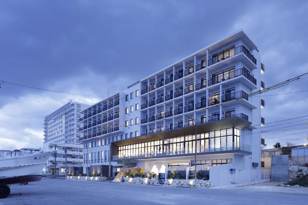 Hotel Locus Review