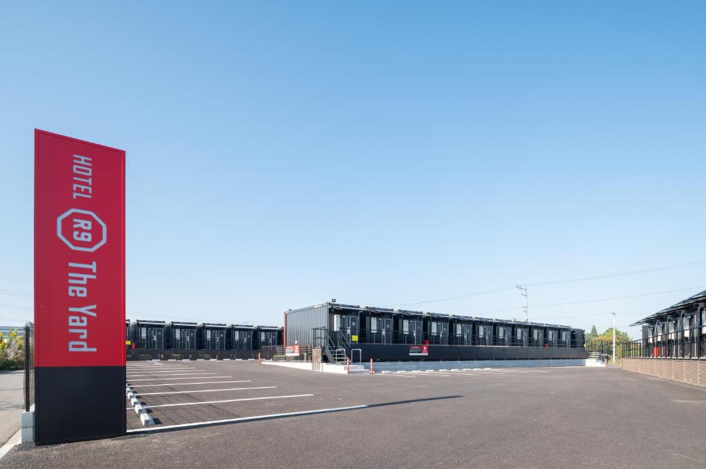 HOTEL R9 The Yard Ami - Comfortable Accommodations