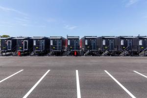 HOTEL R9 The Yard Omura - Location and Accessibility