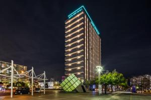 Hotel Route Inn Chiba Newtown Chuo Ekimae - Narita Airport Access Line - Hotel Overview and Location