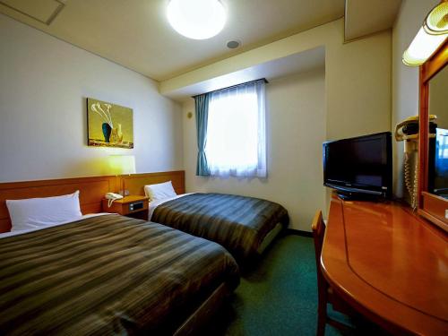 Hotel Route-Inn Shimada Yoshida Inter - Amenities and Room Features