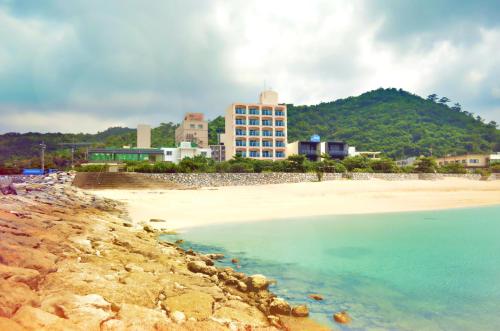 Hotel Sakurano Familia Nago - Hotel Overview