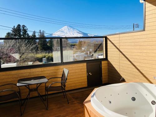 Hotel Square FujiGotemba - Location and Nearby Attractions