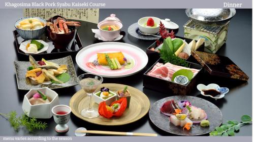 Ibusuki Royal Hotel - Accommodation Options and Features