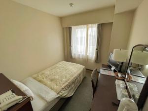 Ichihara Marine Hotel - Location and Accessibility