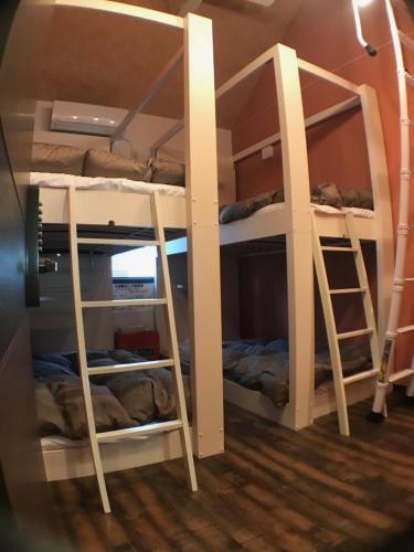 LN13 Exclusive Guest House Sannomiya Ebisuya With Free Parking Available - Property Overview