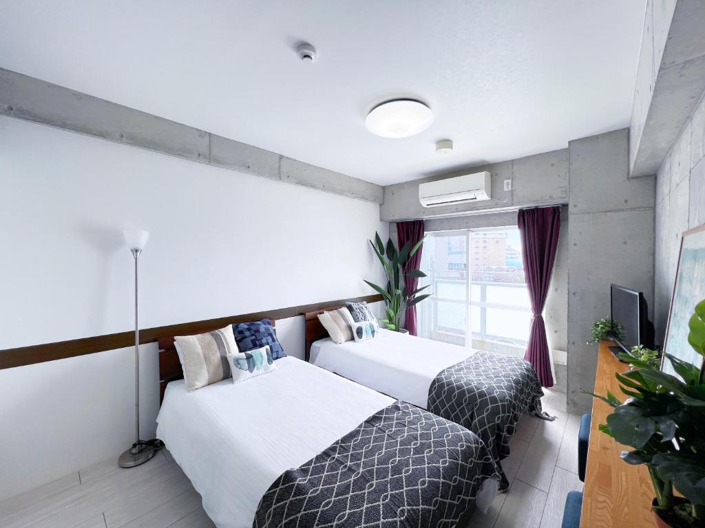 Pine Hotel - Hotel Overview and Location