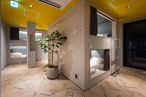 Sai Hotel - Guest Ratings and Reviews