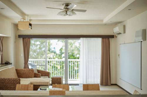 Scallop Beach Condominium - Overview and Location