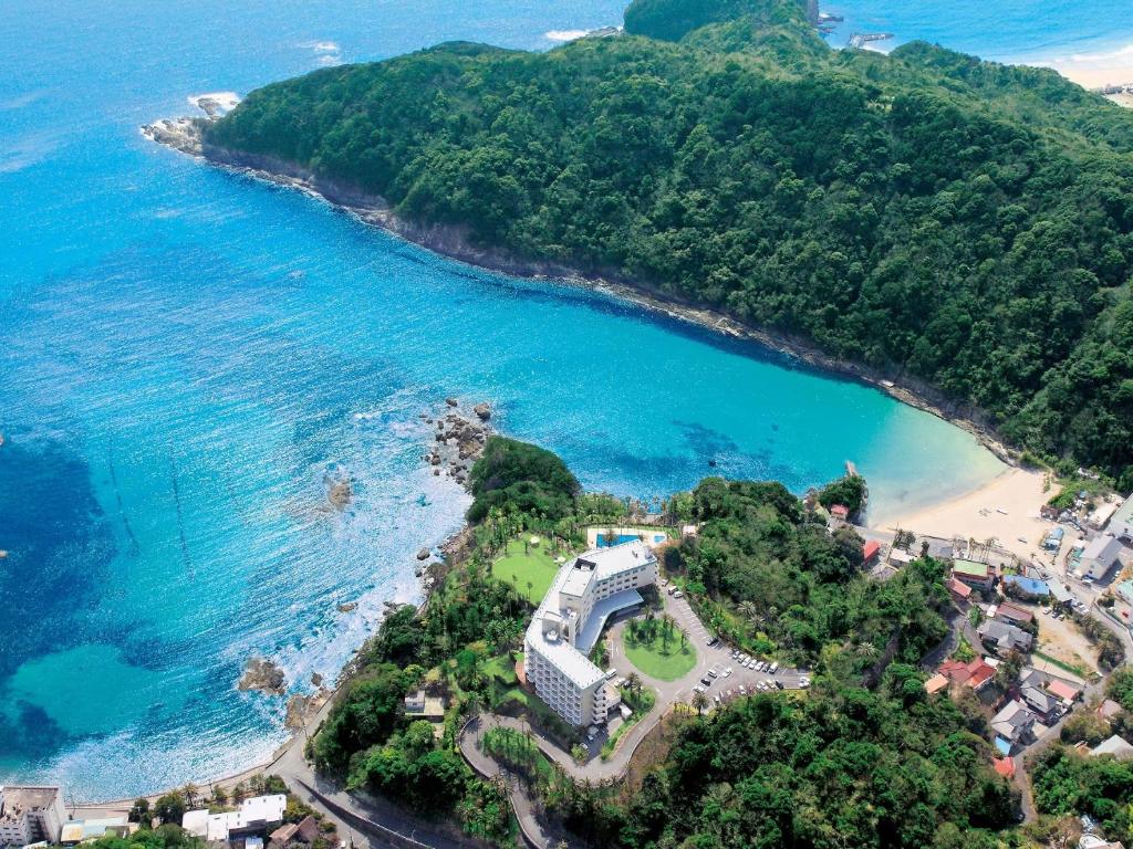 Shimoda Tokyu Hotel - Hotel Overview and Location