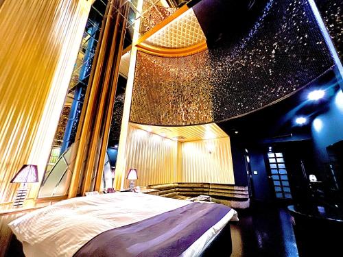 SKY Tower Sweet 4 Beppu, Resort Love Hotel - Hotel Overview
