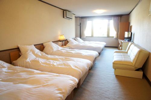 Small Hotel Shitaka - Hotel Overview