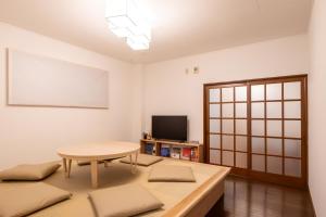 Sumica Apartments - Apartment Types and Amenities