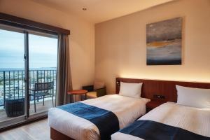 THE GRAND HOTEL GINOWAN - Hotel Overview and Location