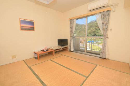 Tokashiku Marine Villege - Guest Reviews and Experiences