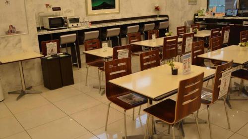Toyoko Inn Chiba Ekimae - Hotel Overview