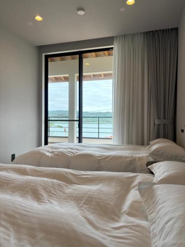 Amami Starry Terrace - Accommodation and Amenities