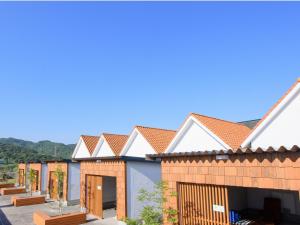 Awajishima Hotel Lodge GREEN COZY - Location and Accessibility