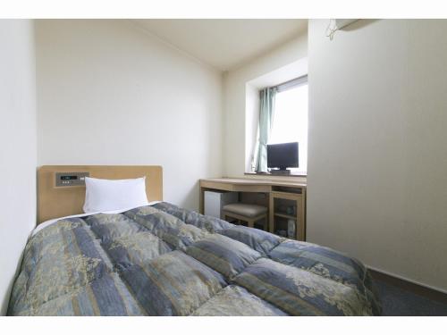 Business Hotel Okada Toyohashi - Room Types and Features