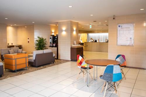 Court Hotel Mito - Amenities and Facilities
