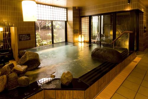 Dormy Inn Hakata Gion - Hotel Overview and Location
