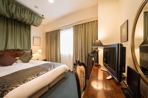 Dukes Hotel Nakasu - Location and Accessibility