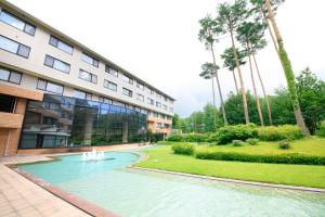 Evergreen Fuji - Location and Accessibility