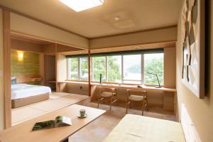 Fuji Lake Hotel - Accommodations
