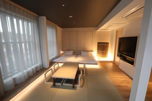 GEN HOTEL KAMAKURA - Convenient Location