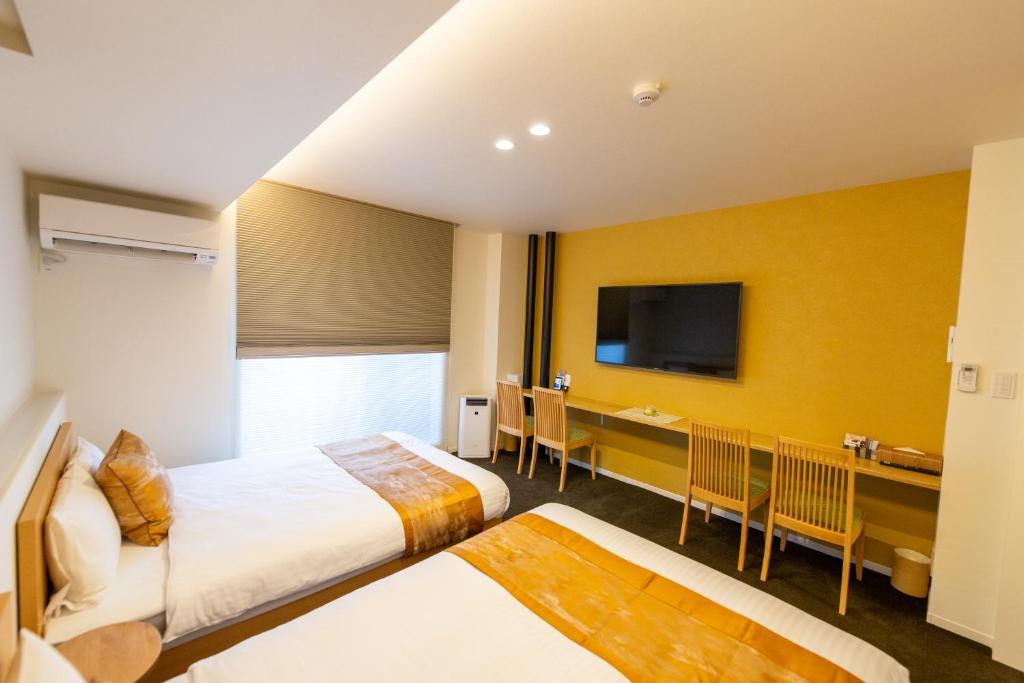 GRAND BASE Hiroshima Ekimae Review