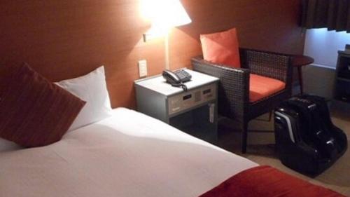 Green Rich Hotel Nishitetsu Ohashi Ekimae - Location and Accessibility
