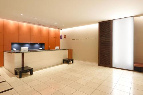 Hakata Green Hotel Tenjin - Location and Accessibility
