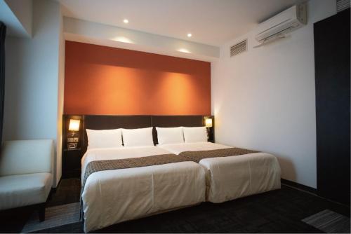 Hotel Bestland - Location and Nearby Attractions