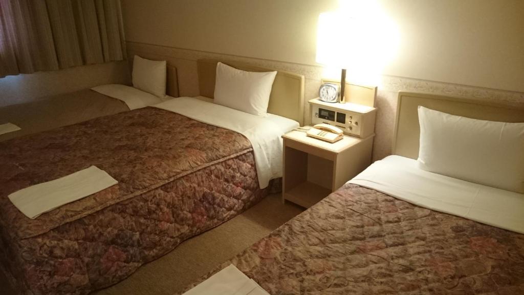 Hotel Crown Hills Kanazawa - Room Types and Amenities