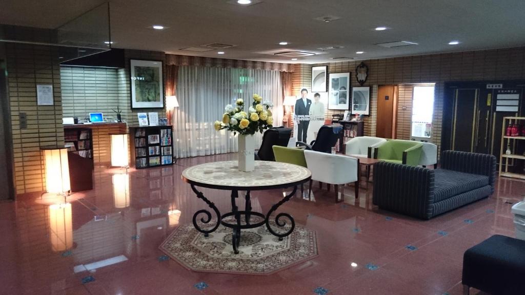 Hotel Crown Hills Sagamihara Review